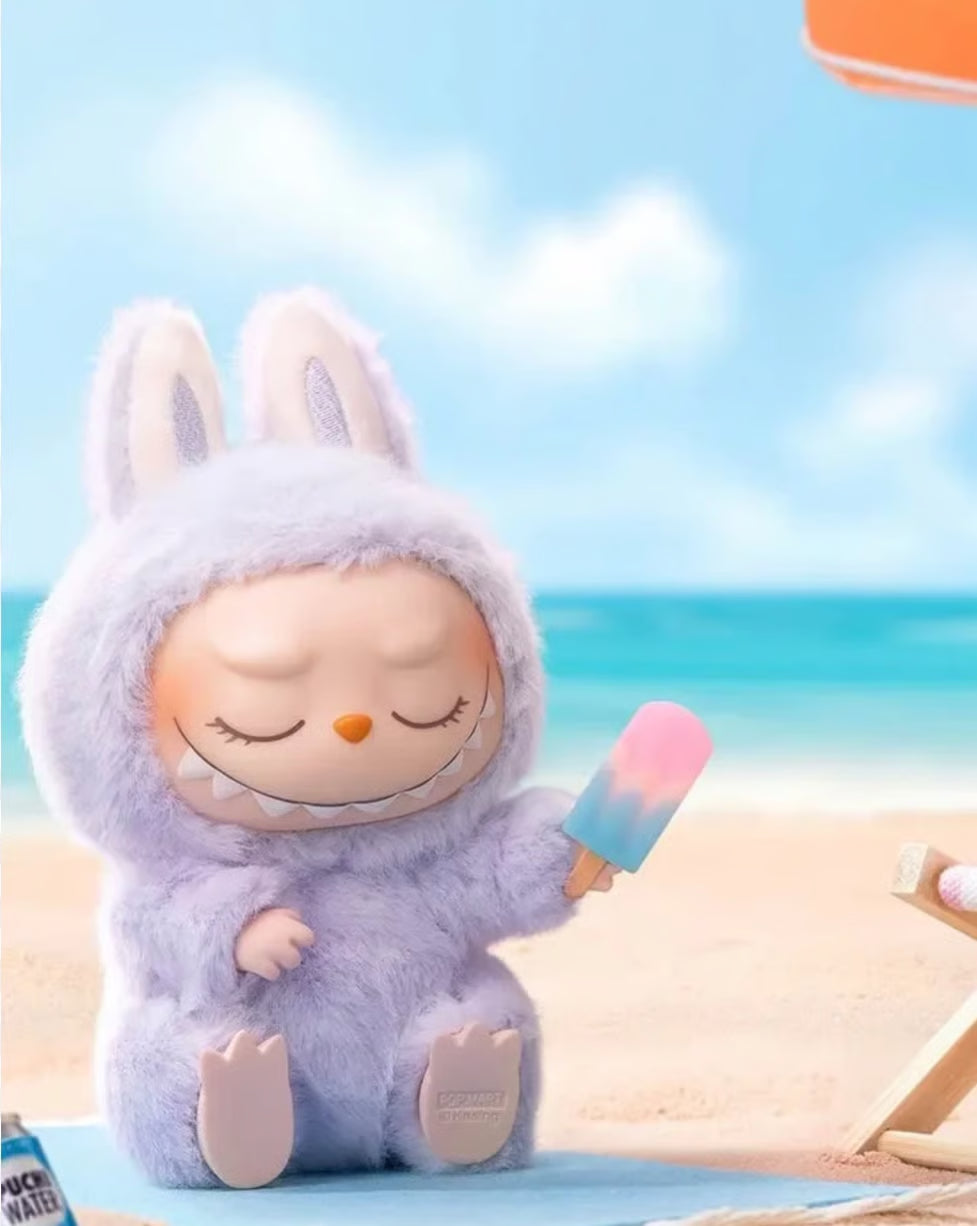 Les Monstres « Prenez place » – Zizi (Porte-clés en peluche lapin lavande)